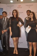 Huma Qureshi at Om Jewellers Store in Mumbai on 8th Oct 2014